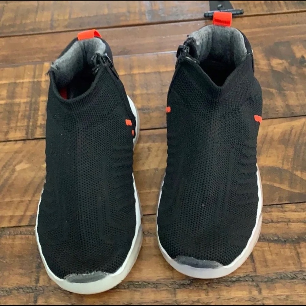 ZARA Boys Sneakers size EU25 US 8 Pre owned
